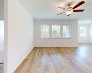 1108 Chip Street - Photo Thumbnail 2