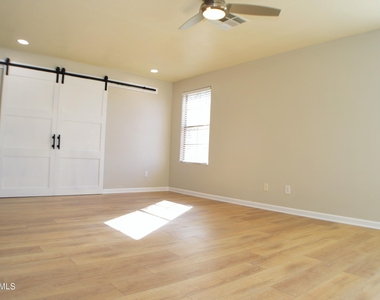 45666 W Tucker Road - Photo Thumbnail 44