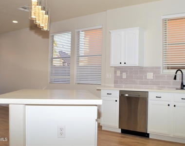 45666 W Tucker Road - Photo Thumbnail 9