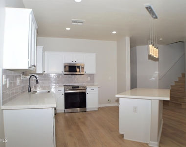 45666 W Tucker Road - Photo Thumbnail 10