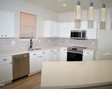 45666 W Tucker Road - Photo Thumbnail 11