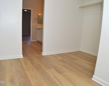 45666 W Tucker Road - Photo Thumbnail 38