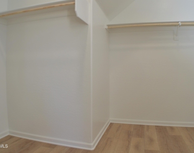 45666 W Tucker Road - Photo Thumbnail 37