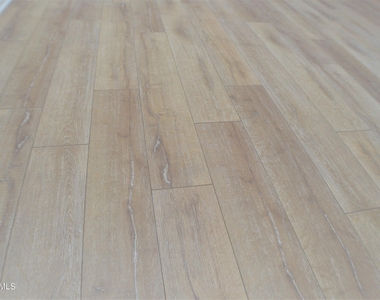 45666 W Tucker Road - Photo Thumbnail 2