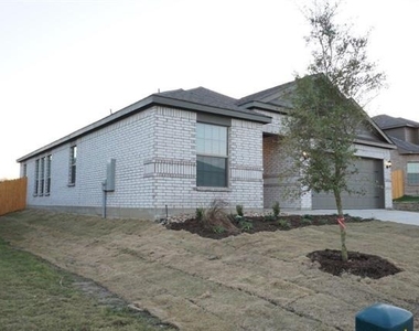 1823 Dahlia Way - Photo Thumbnail 2