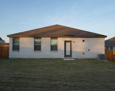 1823 Dahlia Way - Photo Thumbnail 33