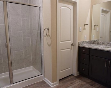 1823 Dahlia Way - Photo Thumbnail 27