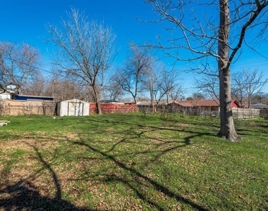 7704 Woodspan Drive - Photo Thumbnail 14