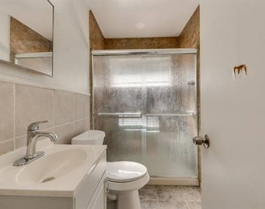 7704 Woodspan Drive - Photo Thumbnail 11