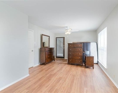 10109 Regal Park Lane - Photo Thumbnail 10