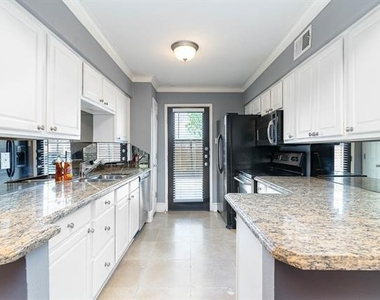 10109 Regal Park Lane - Photo Thumbnail 5