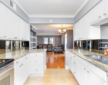 10109 Regal Park Lane - Photo Thumbnail 6