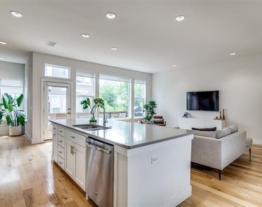 2452 Thatcher Drive - Photo Thumbnail 12