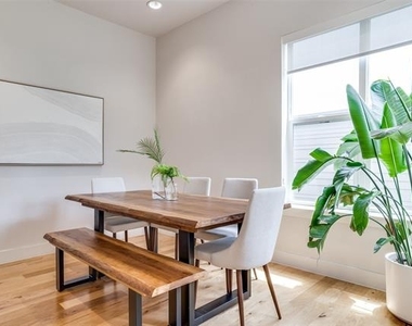 2452 Thatcher Drive - Photo Thumbnail 17