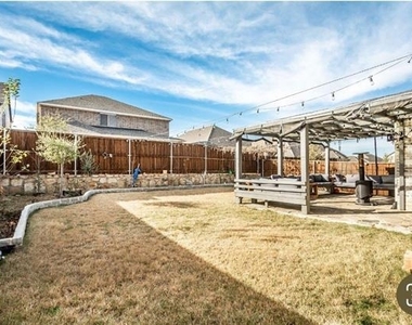 2437 Pinnacle Place - Photo Thumbnail 35