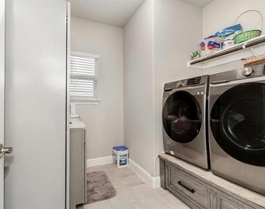 2437 Pinnacle Place - Photo Thumbnail 18