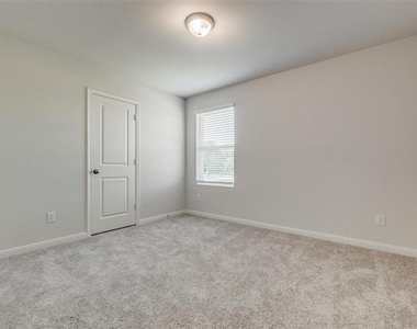 3527 Chestnut Oak Drive - Photo Thumbnail 26