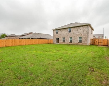 3527 Chestnut Oak Drive - Photo Thumbnail 6