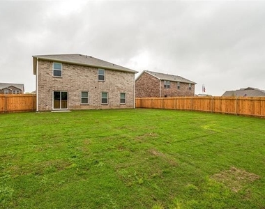3527 Chestnut Oak Drive - Photo Thumbnail 5
