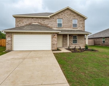 3527 Chestnut Oak Drive - Photo Thumbnail 2