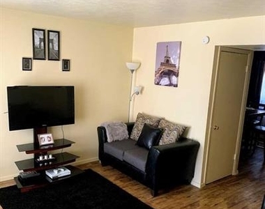 1341 N Jim Miller Road - Photo Thumbnail 13