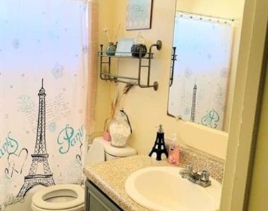 1341 N Jim Miller Road - Photo Thumbnail 9