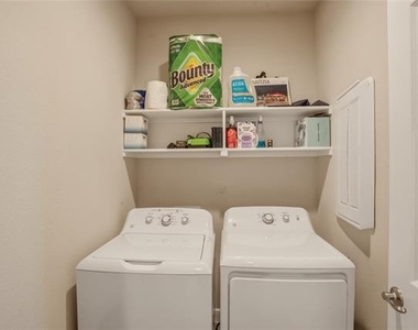 11536 Harp Lane - Photo Thumbnail 22