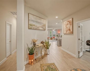 11536 Harp Lane - Photo Thumbnail 17