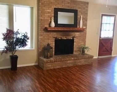721 Lindenwood Drive - Photo Thumbnail 1