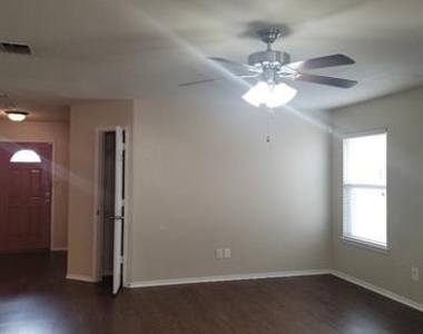 1340 Gayle Street - Photo Thumbnail 11