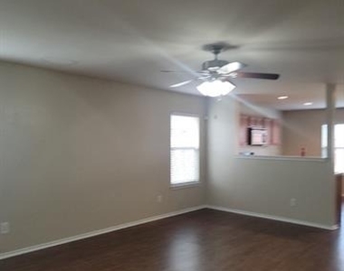 1340 Gayle Street - Photo Thumbnail 3
