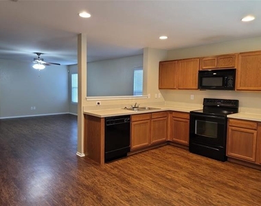 1340 Gayle Street - Photo Thumbnail 4