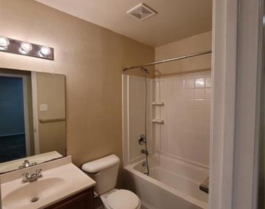 1340 Gayle Street - Photo Thumbnail 6