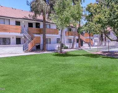 4620 W Mcdowell Road - Photo Thumbnail 14