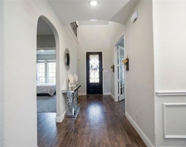 2609 Hammock Lake Drive - Photo Thumbnail 6