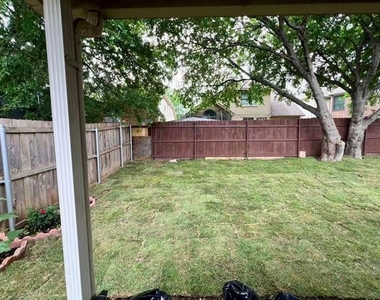 9221 Goldenview Drive - Photo Thumbnail 3