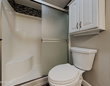 11823 N 49th Drive - Photo Thumbnail 14