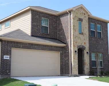 15529 Leaside Drive - Photo Thumbnail 1