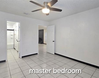 301 Sherry Street - Photo Thumbnail 6