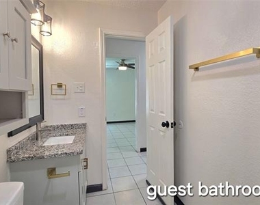 301 Sherry Street - Photo Thumbnail 11