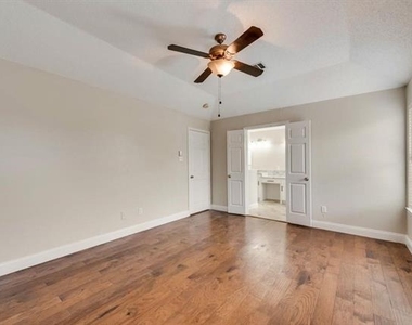 3009 Larkspur Court - Photo Thumbnail 15