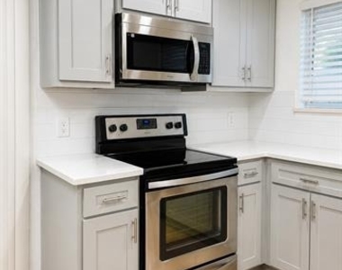 4413 Menzer Road - Photo Thumbnail 3