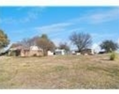 941 Maple Street - Photo Thumbnail 28