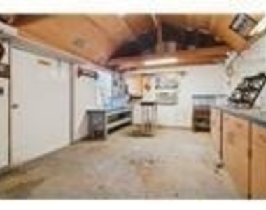 941 Maple Street - Photo Thumbnail 34