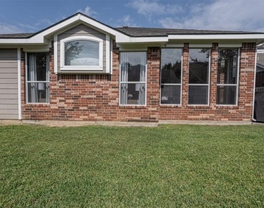 9128 Peace Street - Photo Thumbnail 32
