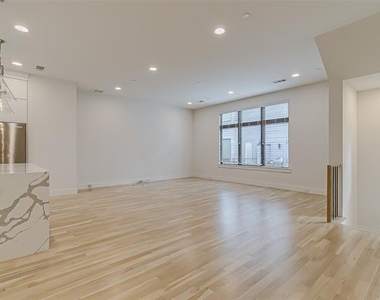 2707 Kimsey Drive - Photo Thumbnail 15