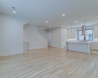 2707 Kimsey Drive - Photo Thumbnail 14