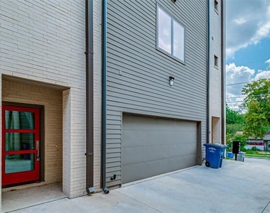 2707 Kimsey Drive - Photo Thumbnail 2