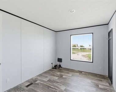303 Mesa Ridge - Photo Thumbnail 27
