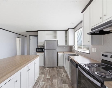 303 Mesa Ridge - Photo Thumbnail 15
